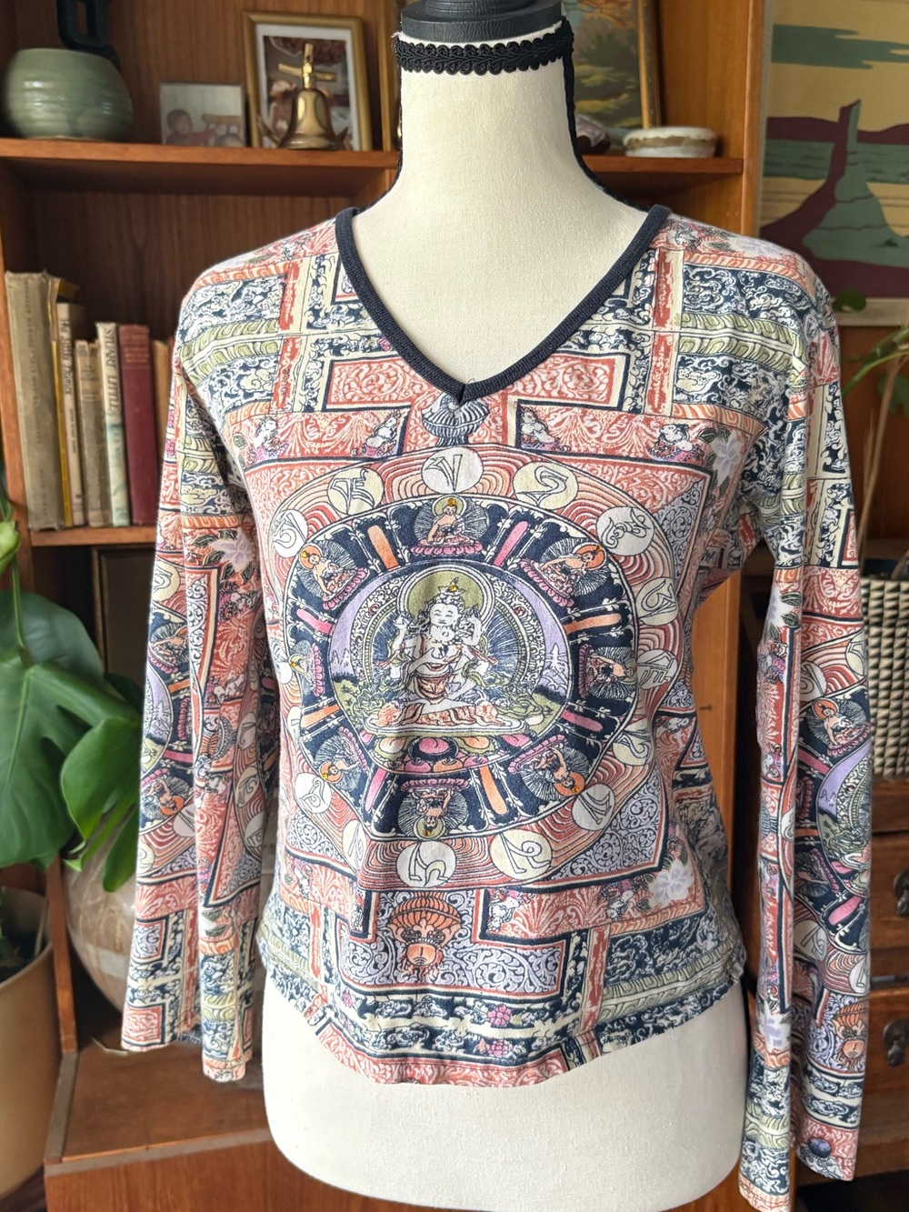 Y2K VTG Buddha V Neck Long Sleeve L